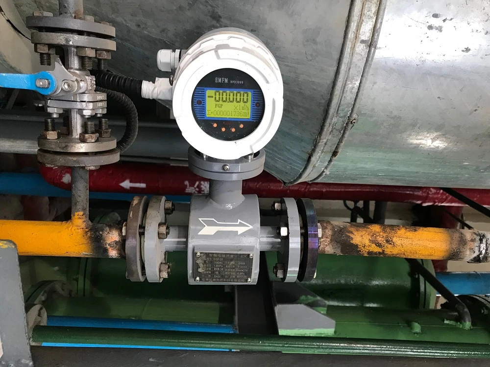 Electromagnetic-interference-resistant-flow-meters