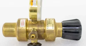 Multi-stage-pressure-regulator-valve-designs
