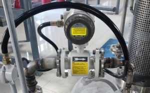 Electromagnetic-flowmeter-768x476